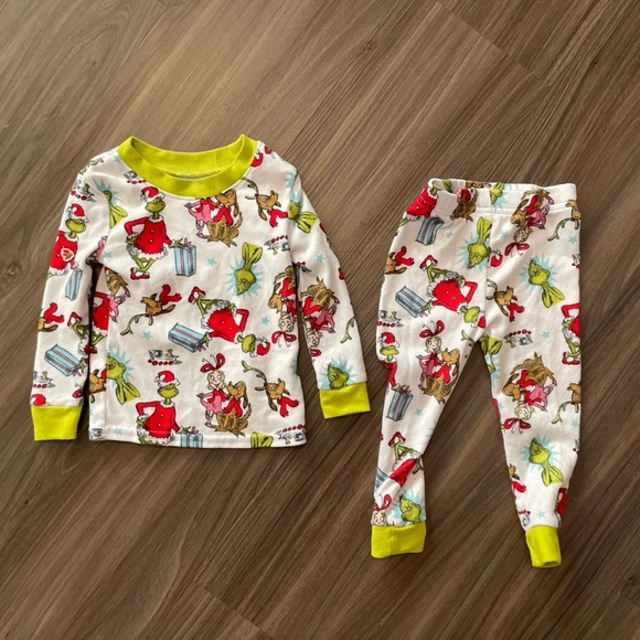 The Grinch Christmas kids Whimsical Green and White Pajama Set size 12 months - Picture 1 of 5
